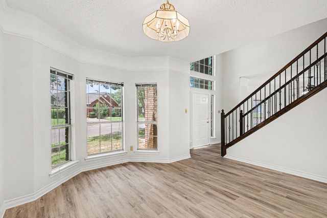 7654 Moss Court, North Richland Hills, TX 76182