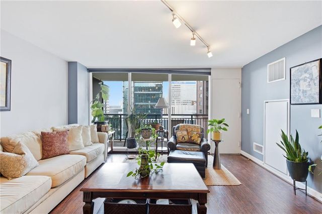 620 Peachtree Street NE 1009, Atlanta, GA 30308