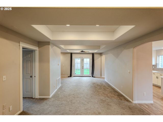 835 WYNOOSKI St, Newberg, OR 97132