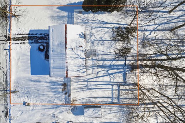 122 Springhollow Drive, Cohoes, NY 12047