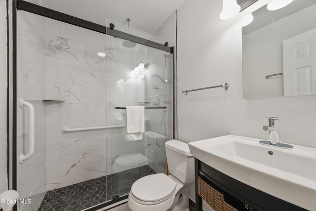 122 Springhollow Drive, Cohoes, NY 12047