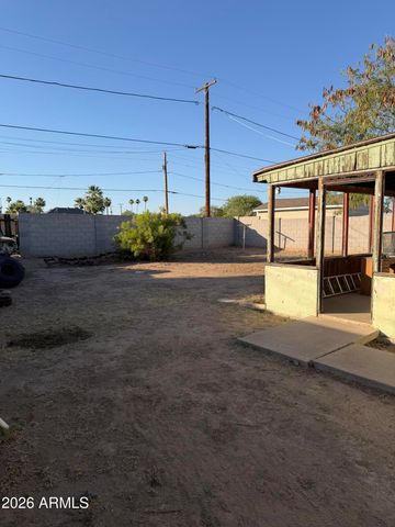 950 W ROMA Avenue, Phoenix, AZ 85013