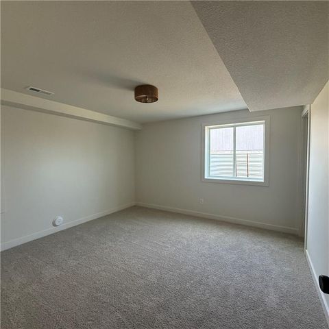 2002 SE Oak Ridge Drive, Oak Grove, MO 64075