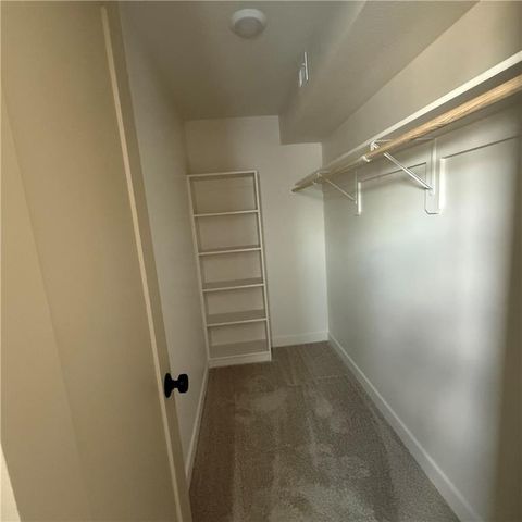 2002 SE Oak Ridge Drive, Oak Grove, MO 64075