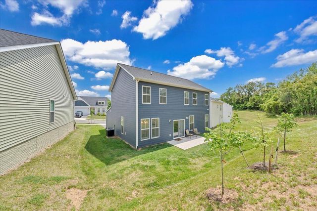 2130 Kings Walk DR, Roanoke, VA 24012