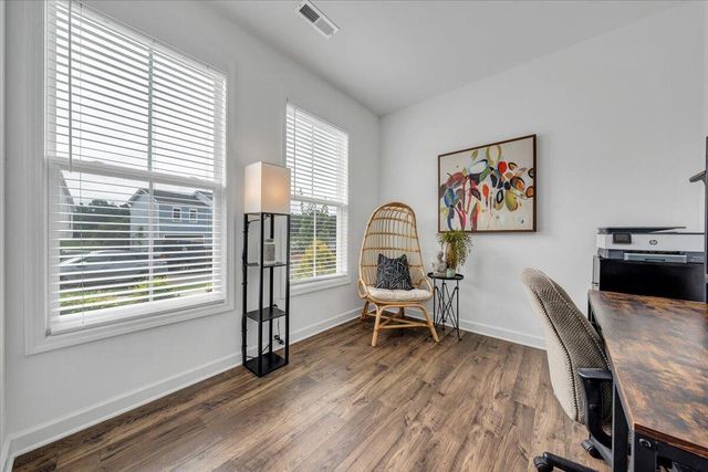 2130 Kings Walk DR, Roanoke, VA 24012