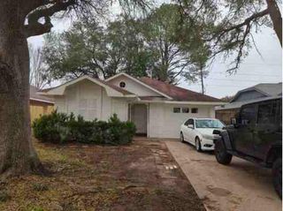 16203 Barbarossa Drive, Houston, TX 77083