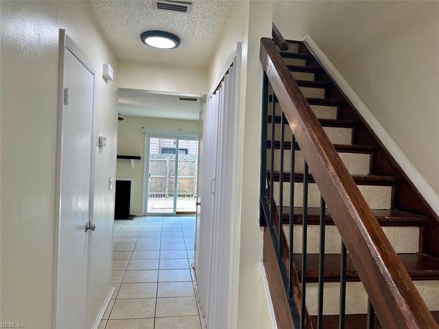 1409 Northface CT, Virginia Beach, VA 23462