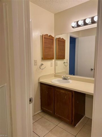 1409 Northface CT, Virginia Beach, VA 23462