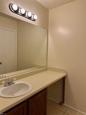 1409 Northface CT, Virginia Beach, VA 23462