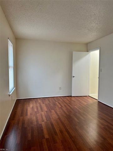 1409 Northface CT, Virginia Beach, VA 23462