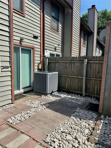 1409 Northface CT, Virginia Beach, VA 23462