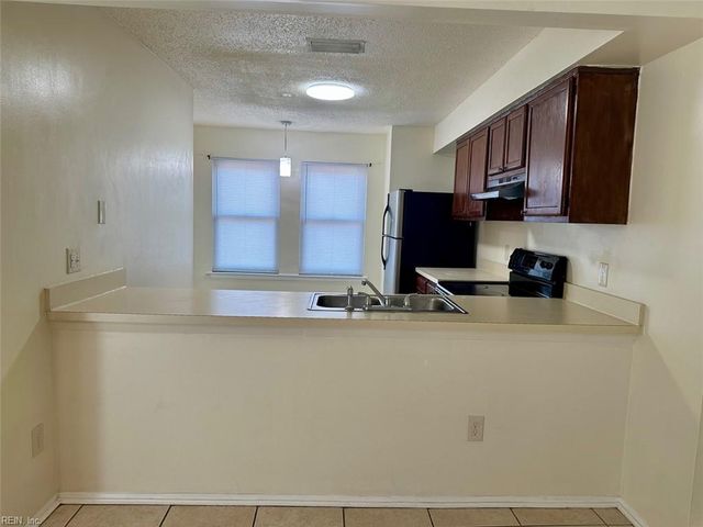 1409 Northface CT, Virginia Beach, VA 23462