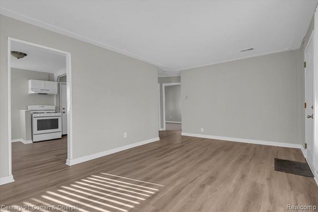 7011 Lozier Avenue, Warren, MI 48091