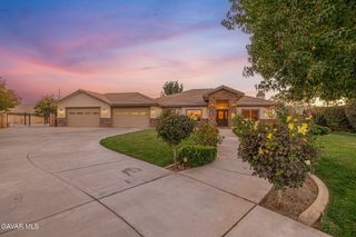 2534 Desert Rose Drive, Lancaster, CA 93536