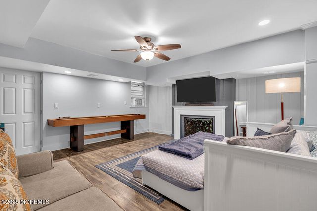8 Deal Lake Court, Asbury Park, NJ 07712