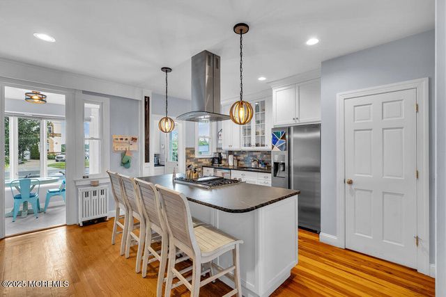 8 Deal Lake Court, Asbury Park, NJ 07712