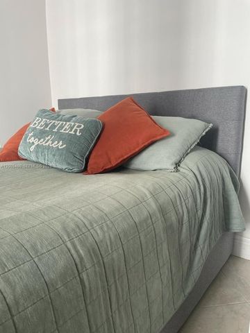 3180 S Ocean Dr 1705, Hallandale Beach, FL 33009