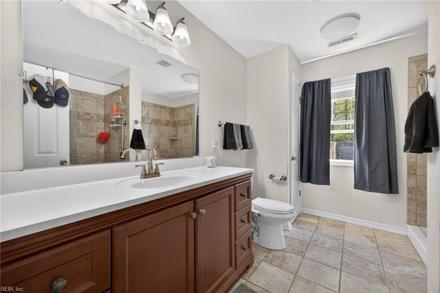 8086 Beaver Pond RD, Gloucester, VA 23061