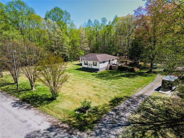 8086 Beaver Pond RD, Gloucester, VA 23061