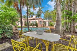 856 Tyler St, Hollywood, FL 33019