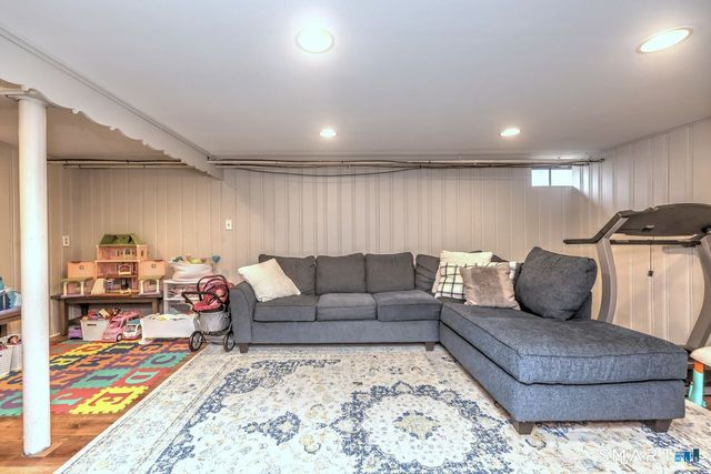 343 Smith Farm Road, Orange, CT 06477