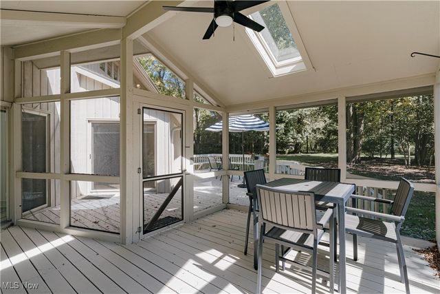 15 Laurel Hill Lane, Pepper Pike, OH 44124