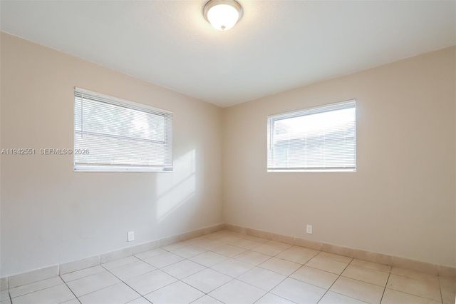 4180 NW 34th Way, Lauderdale Lakes, FL 33309