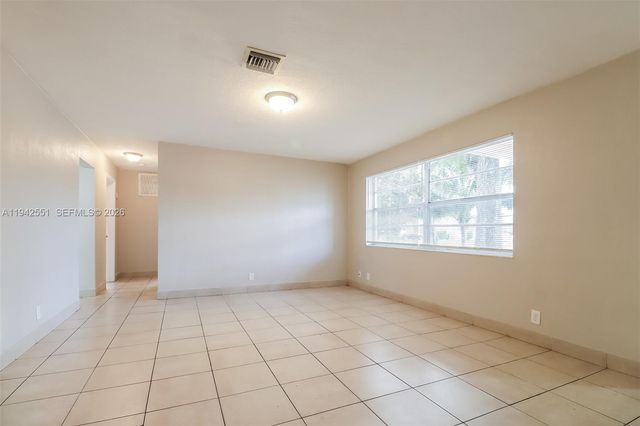 4180 NW 34th Way, Lauderdale Lakes, FL 33309