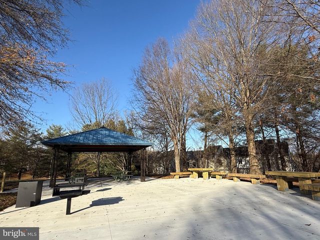 26 WHITECHURCH CT, Germantown, MD 20874