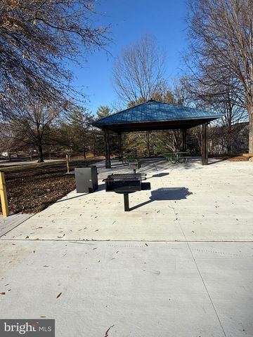 26 WHITECHURCH CT, Germantown, MD 20874