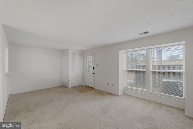 26 WHITECHURCH CT, Germantown, MD 20874