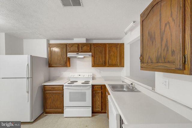 26 WHITECHURCH CT, Germantown, MD 20874