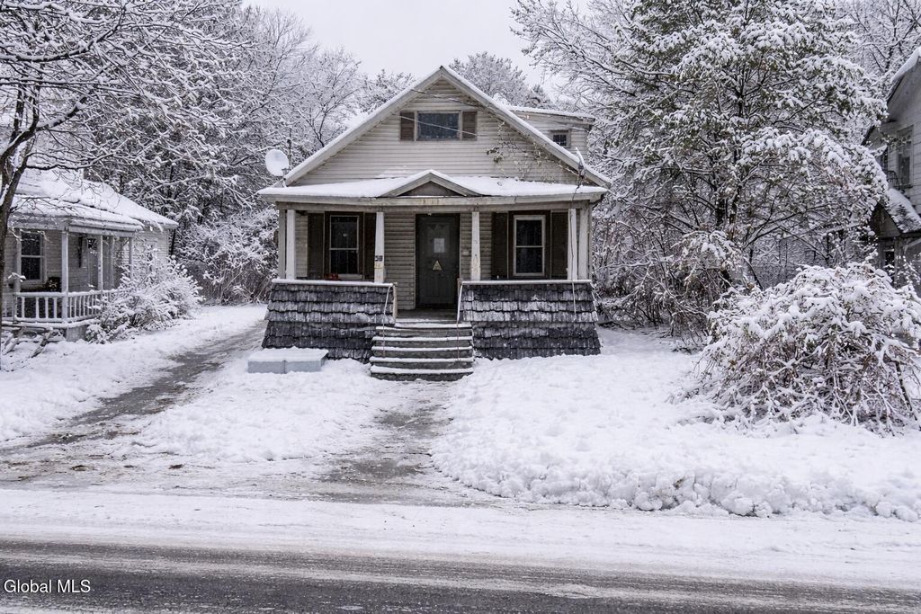 38 River Street, Hudson Falls, NY 12839