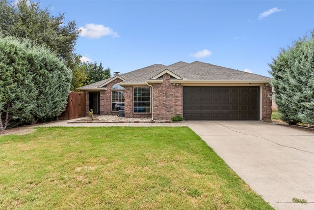 3520 Paladin Place, Fort Worth, TX 76137