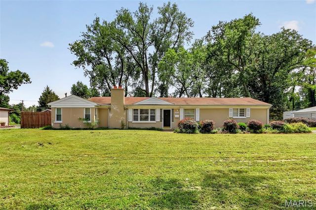 8034 Packard Avenue, Berkeley, MO 63134