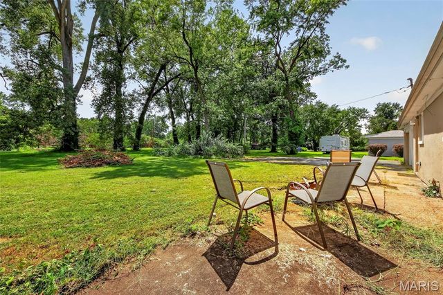 8034 Packard Avenue, Berkeley, MO 63134
