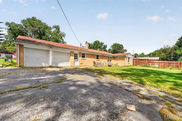 8034 Packard Avenue, Berkeley, MO 63134