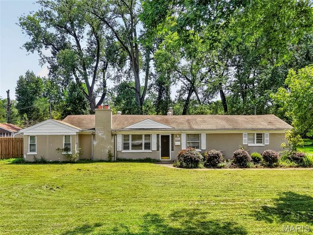 8034 Packard Avenue, Berkeley, MO 63134