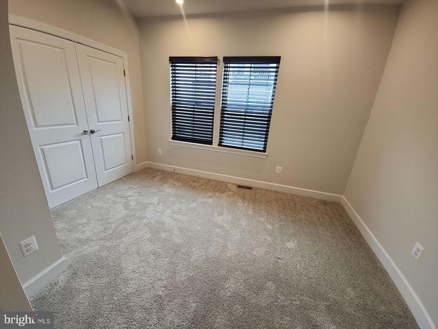 6730 BELCREST RD, Hyattsville, MD 20782