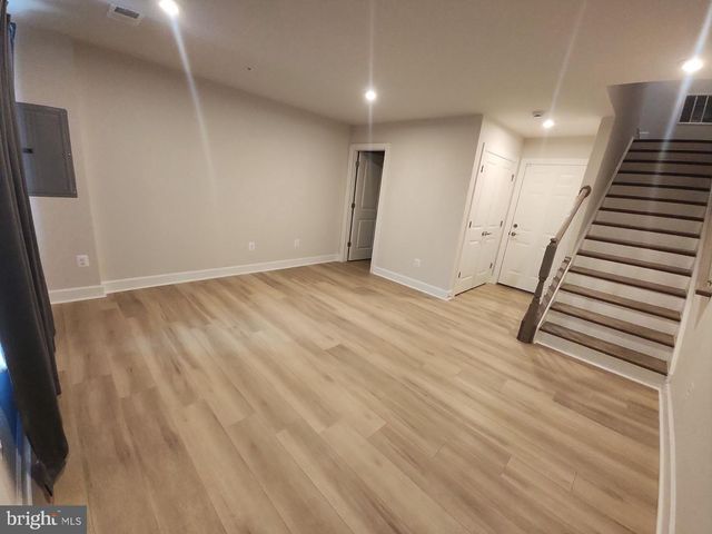 6730 BELCREST RD, Hyattsville, MD 20782