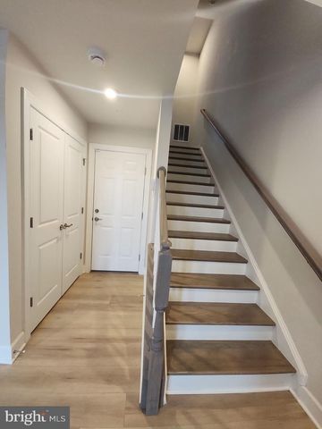 6730 BELCREST RD, Hyattsville, MD 20782