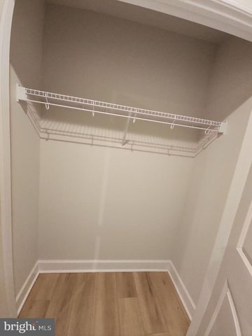 6730 BELCREST RD, Hyattsville, MD 20782