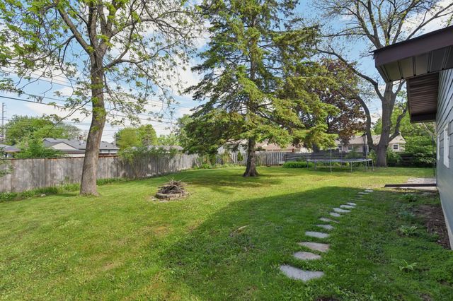 6101 Upper Afton Circle, Woodbury, MN 55125
