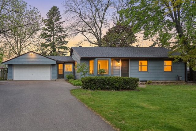 6101 Upper Afton Circle, Woodbury, MN 55125