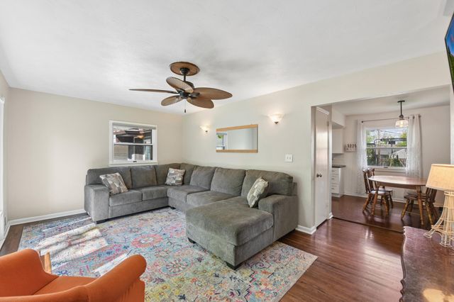 6101 Upper Afton Circle, Woodbury, MN 55125