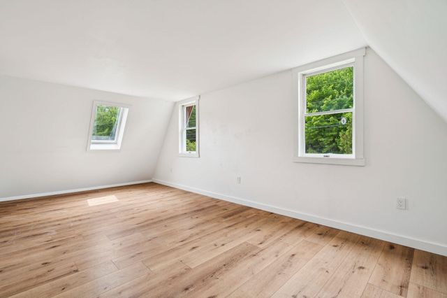 196 Kinsman Road, Grafton, NH 03240