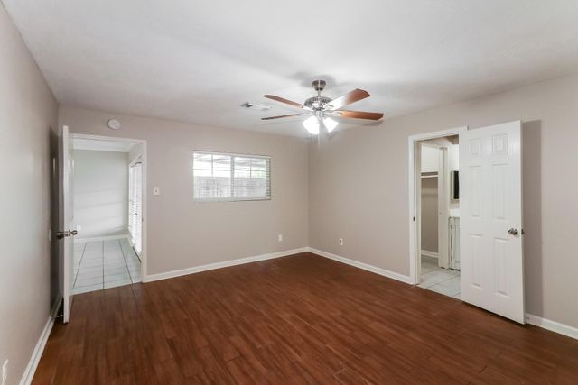12805 Bexley Drive, Houston, TX 77099
