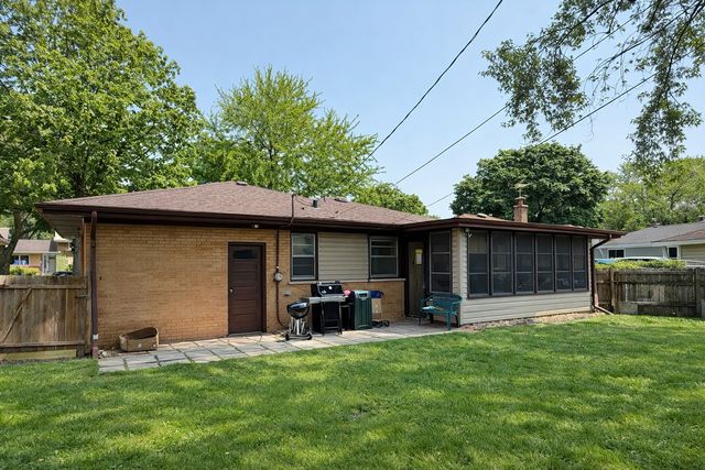 502 S Edward Street, Mount Prospect, IL 60056