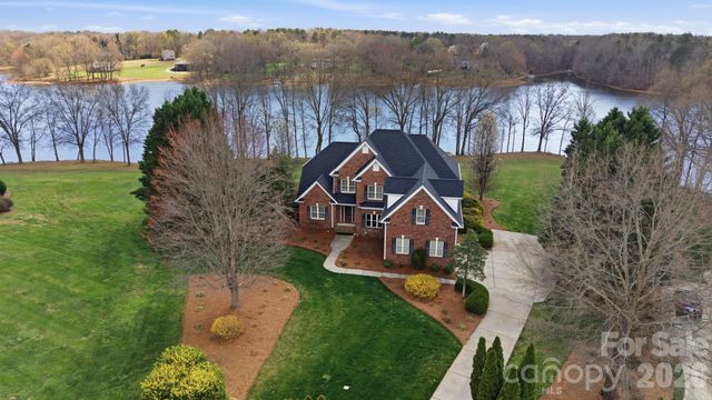 1132 Village Lake Drive, Monroe, NC 28110